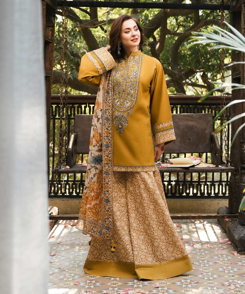 Sapphire Unstitched Dhanak 3pcs M#25