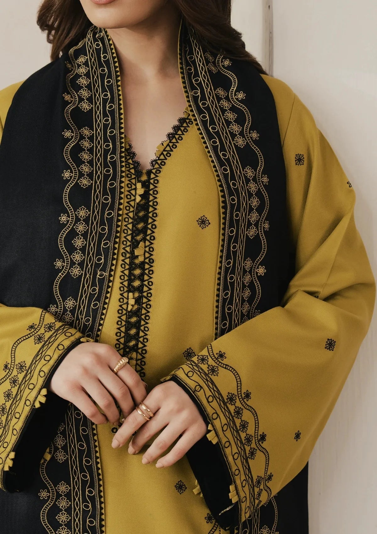 WINTER DHANAK UNSTITCHED-BATIK HB#039