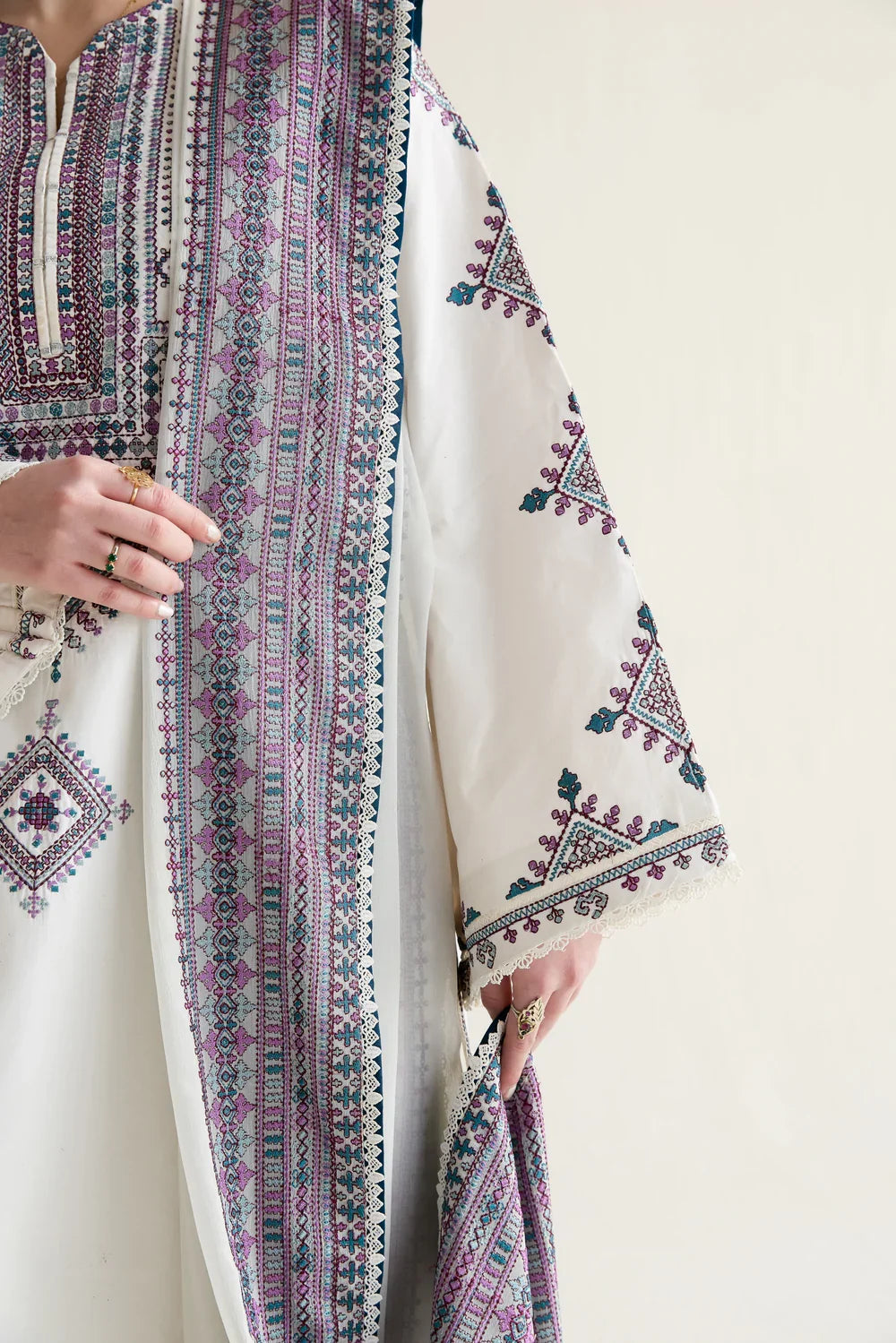 Grace Unstitched Dhanak 3pcs B#011
